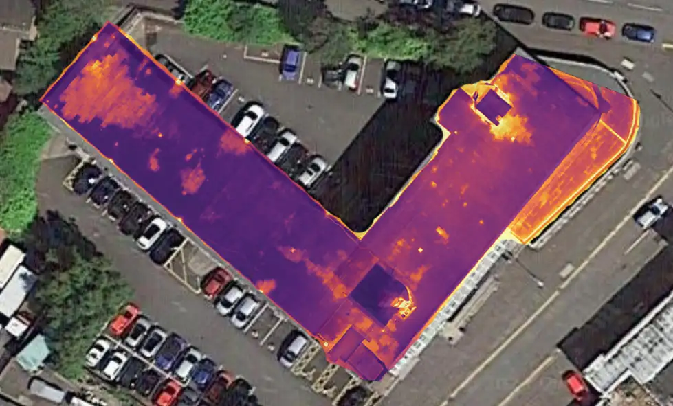 Thermal image of the same roof