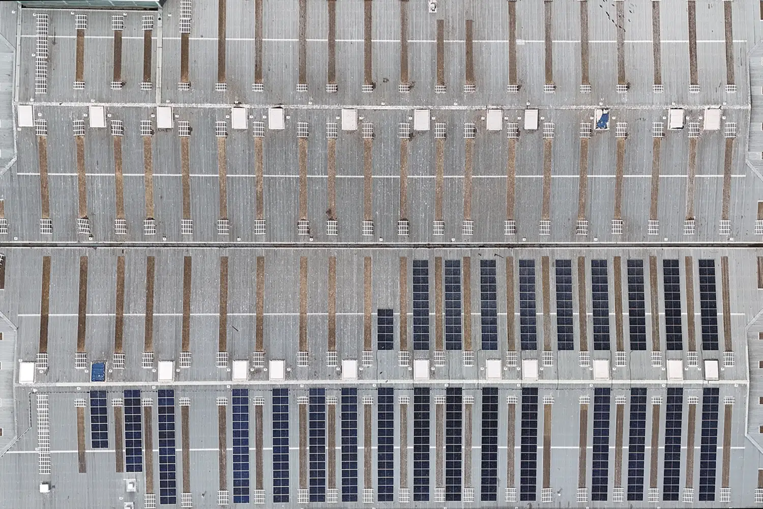 Drone roof inspection for building survey
