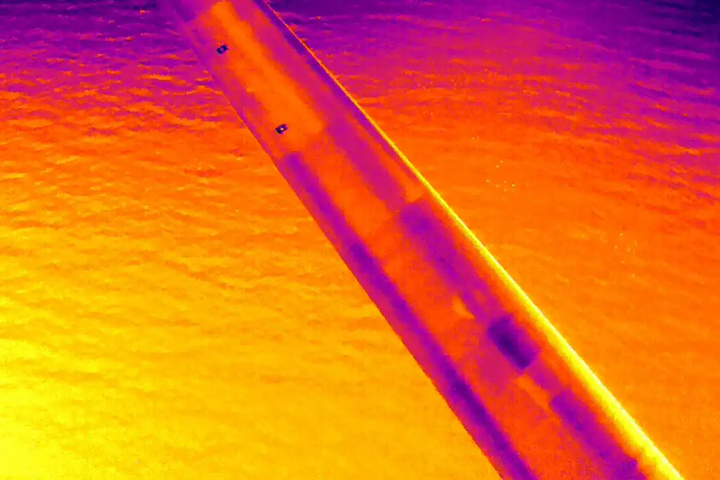 Thermal image of the same roof
