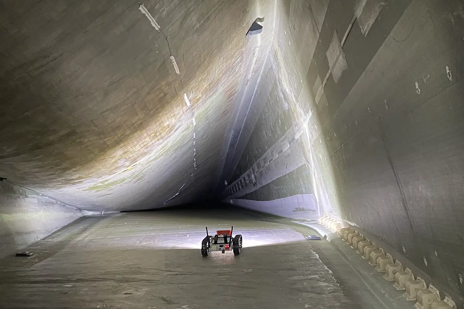 Wind Turbine Internal Blade Inspection using a crawler robot for visual and thermal inspection